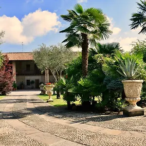 Cascina In Franciacorta Bed & Breakfast