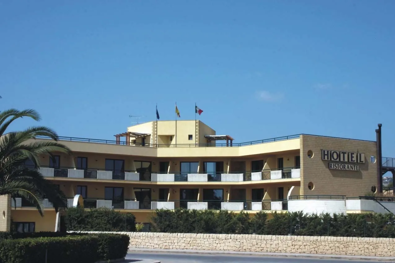 Andrea Doria Hotel Marina di Ragusa 4*,  Italië